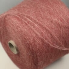 50% iškedenta ALPAKOS vilna super fine, 22% MERINO vilna, 28% PA / AlpaFine